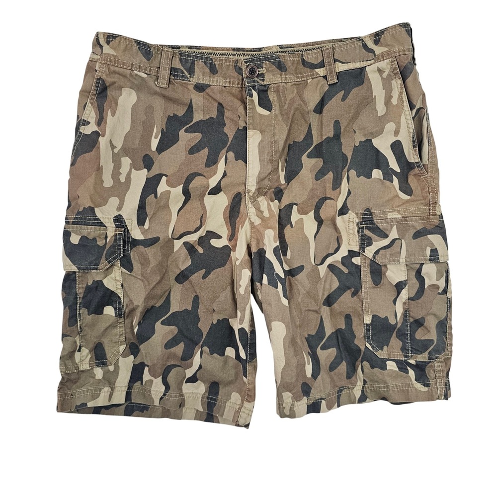 IZOD Mens Camouflage Cargo Shorts Brown Green Woodland Camo Size 38 Cotton